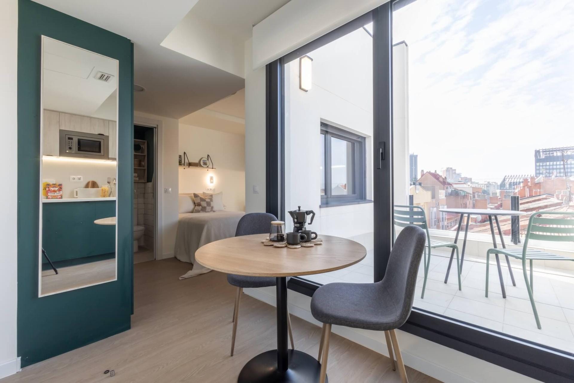 Superior Studio with Terrace 4