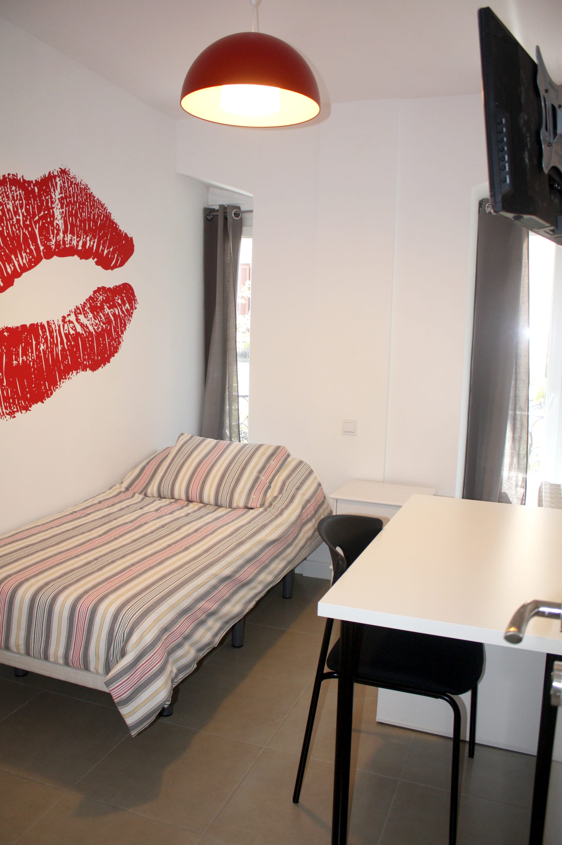 Arenal 1, Room 3, Madrid