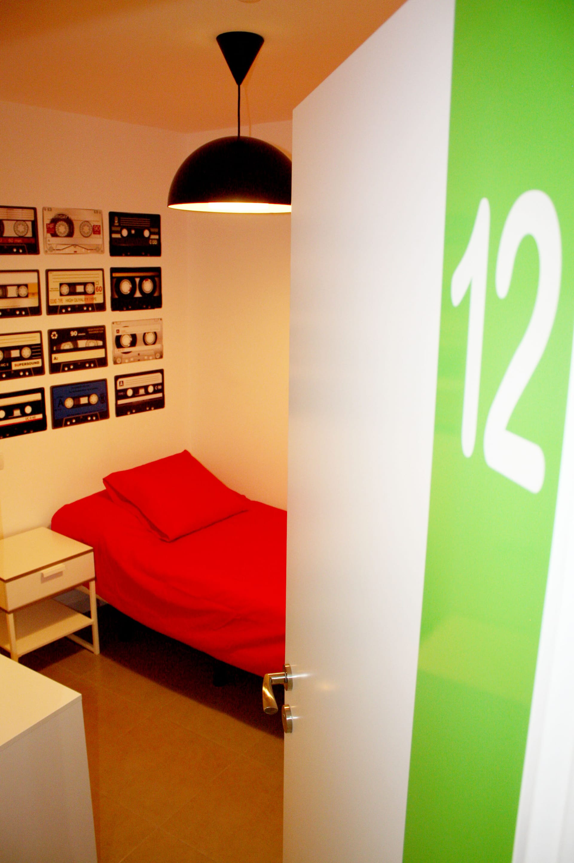 Arenal 1, Room 12, Madrid