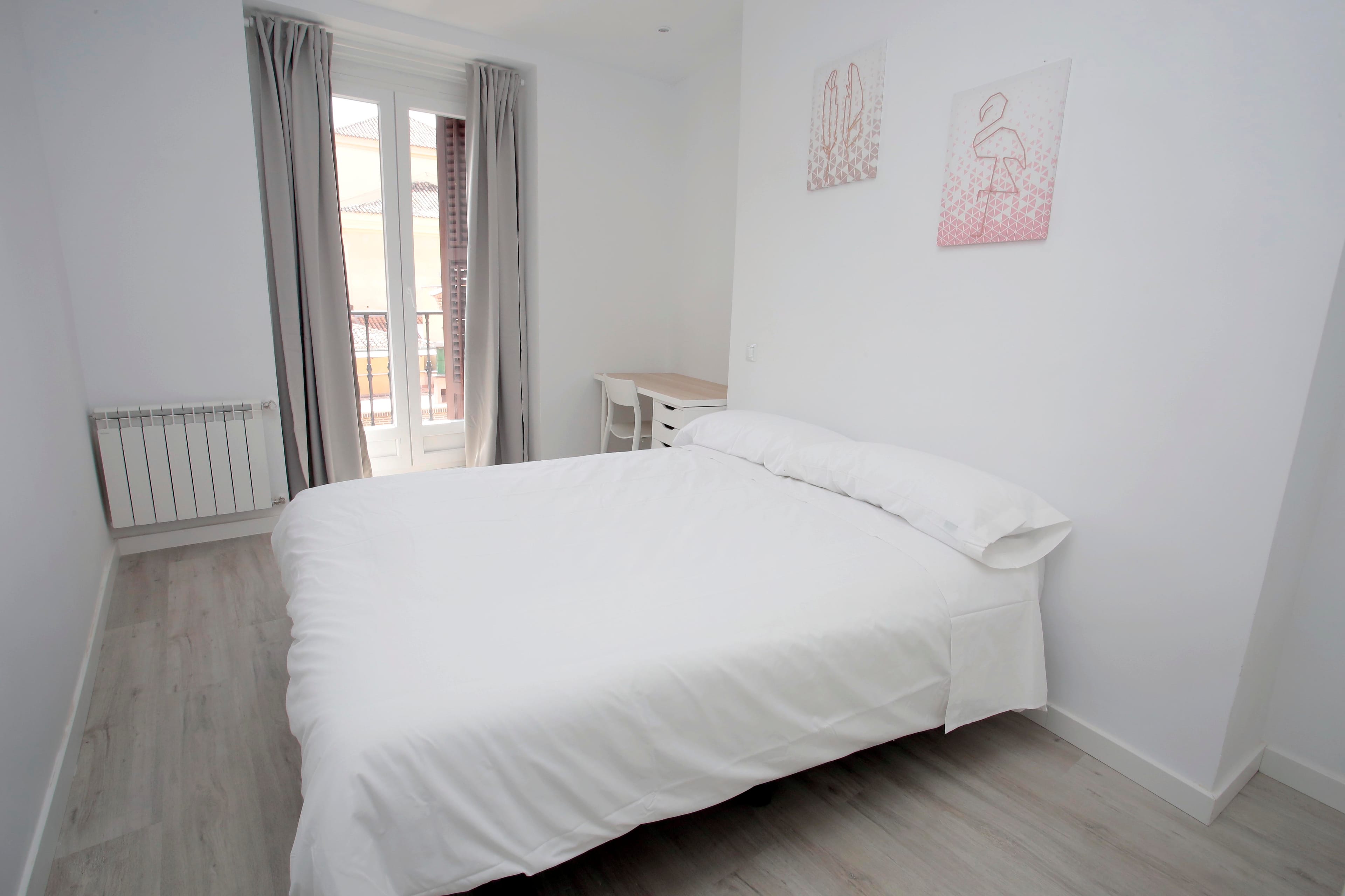 Arenal 1, Room 6, Madrid