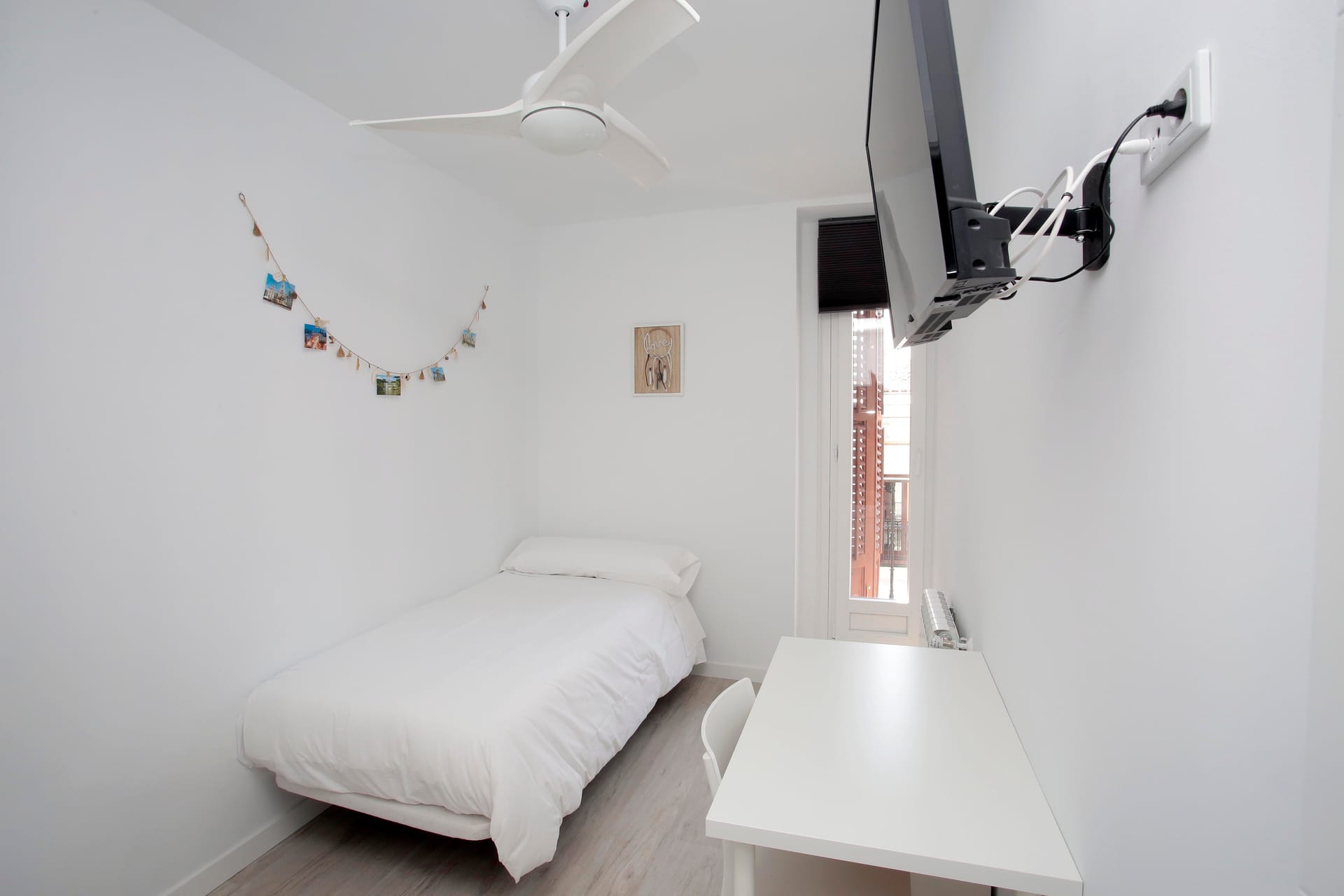 Arenal 4, Room 3, Madrid