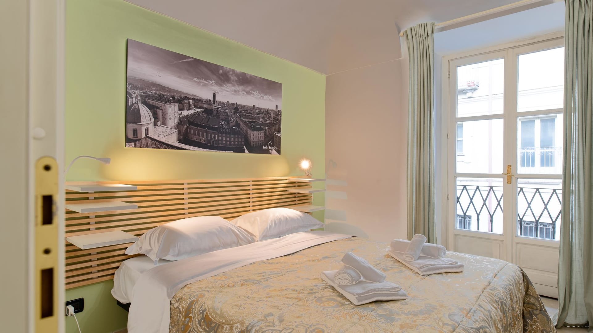 Corte d'Appello Rooms by Toh Solution