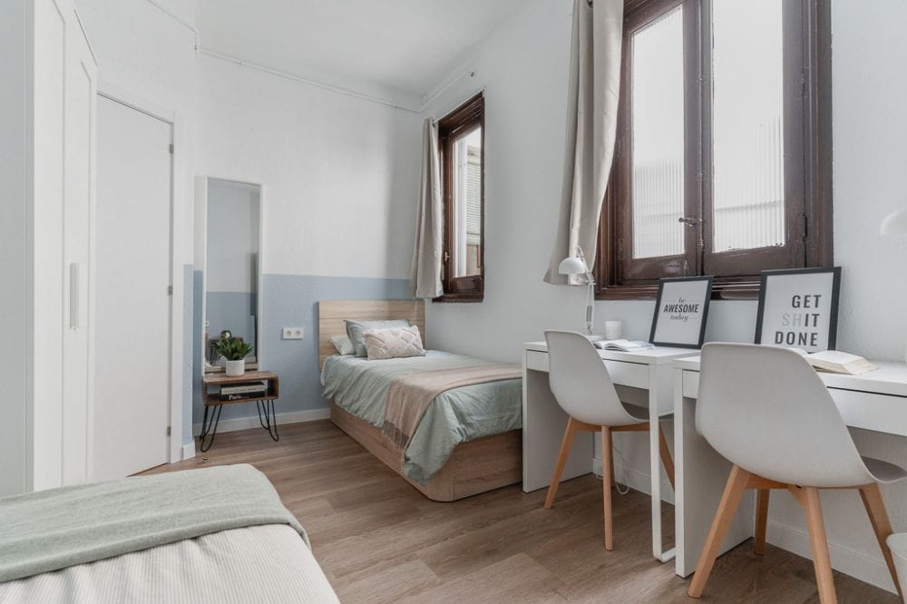 Nice shared room in Callao