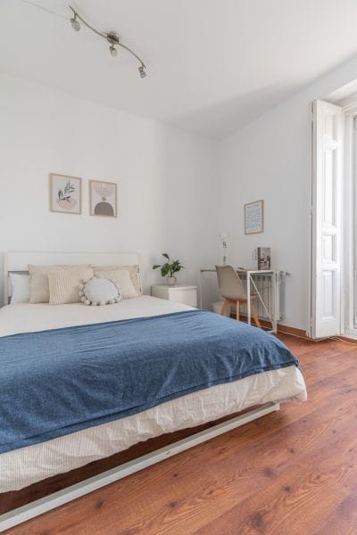Cozy room in the centre of Madrid