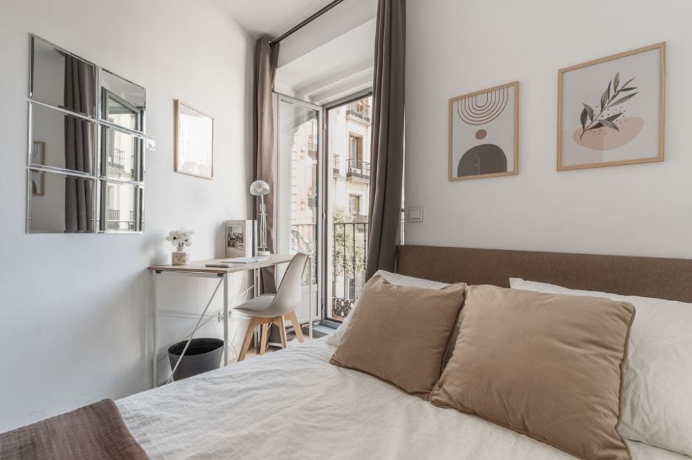 Incredible room in Plaza de Santa Cruz