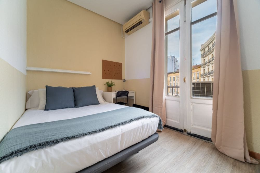 Spacious room in Quevedo