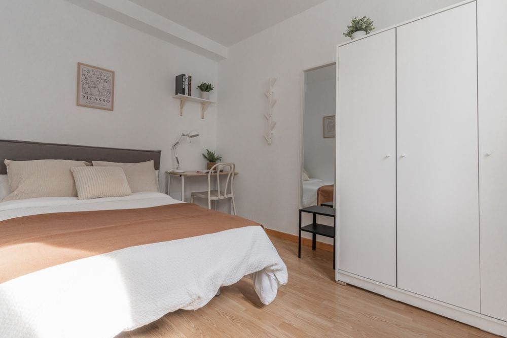 Fully equipped room in Bailén