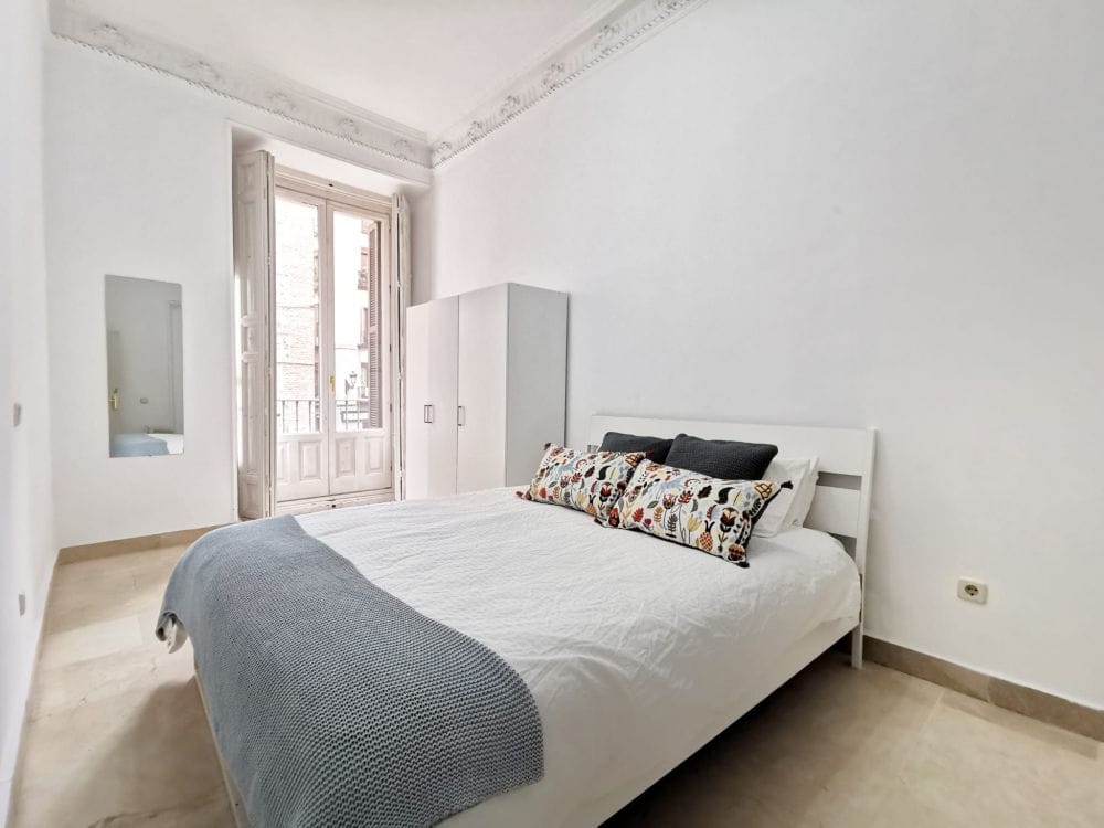 Charming room in Sol