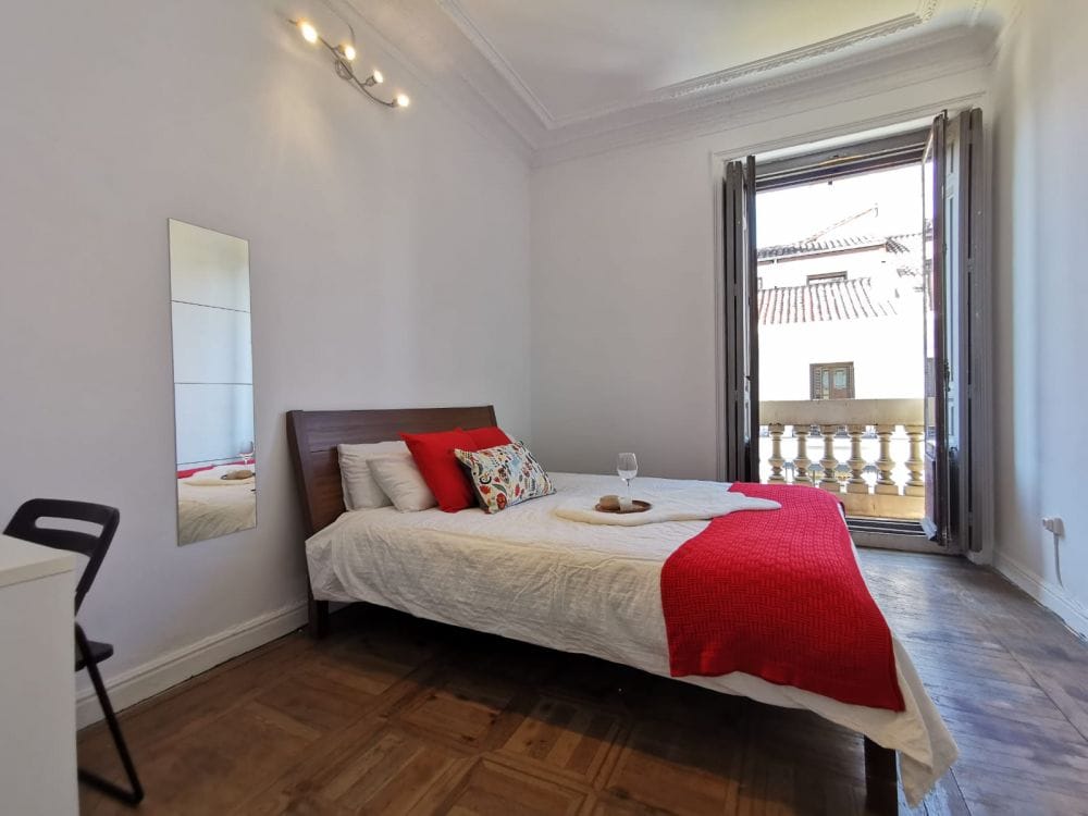 Big room in Preciados
