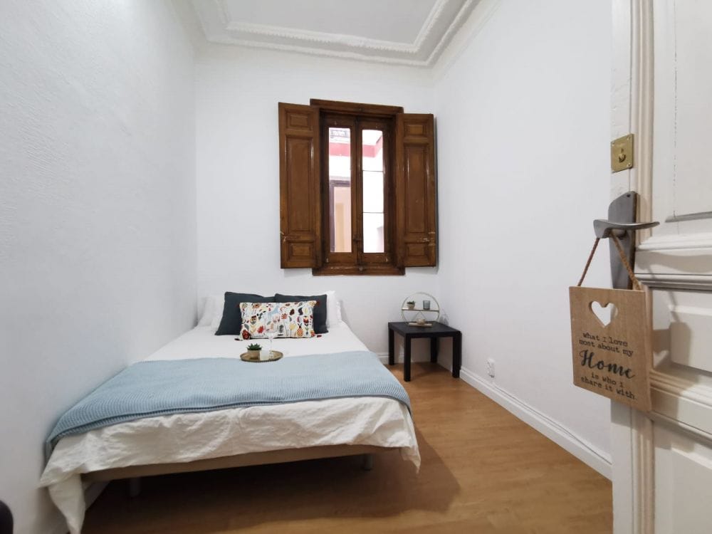 Room for students in Preciados