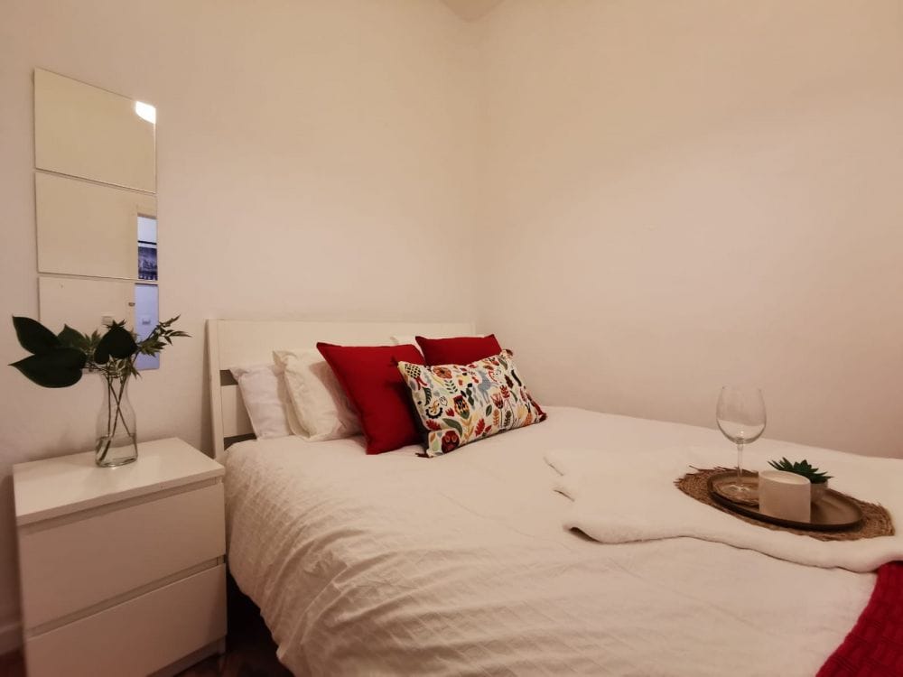 Cozy room in Madrid, Preciados Street