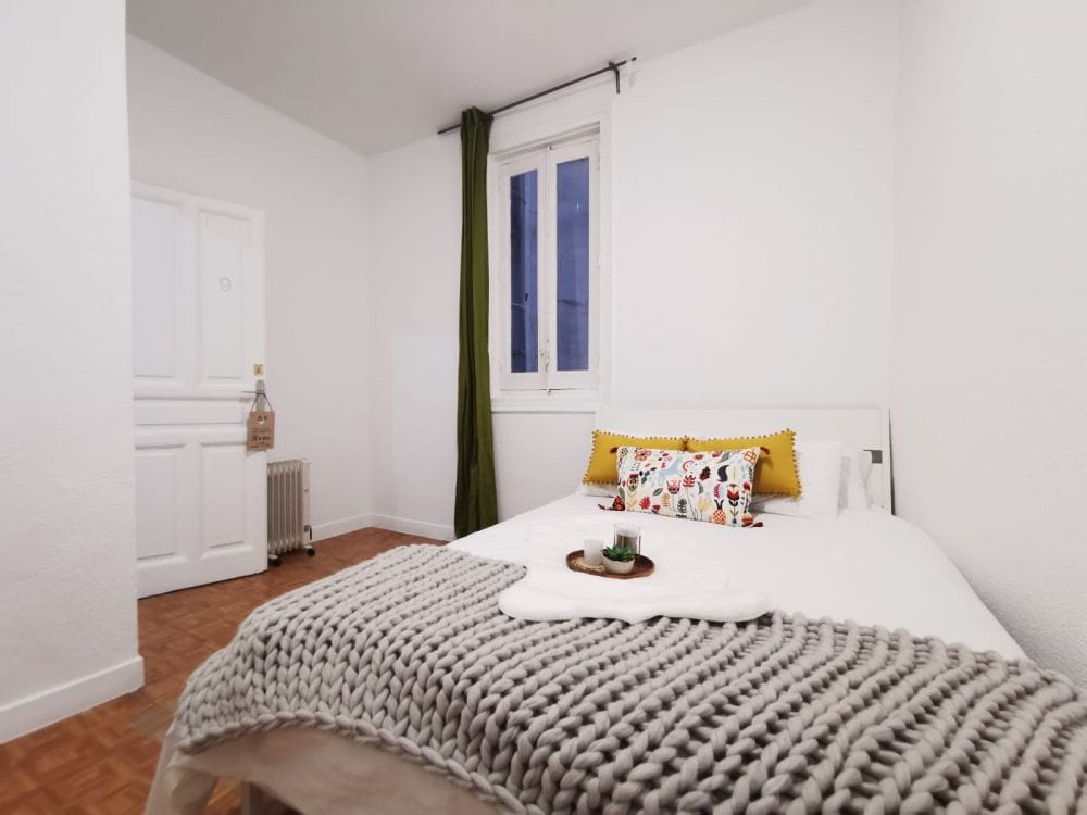 Ideal room in Madrid, Preciados Street