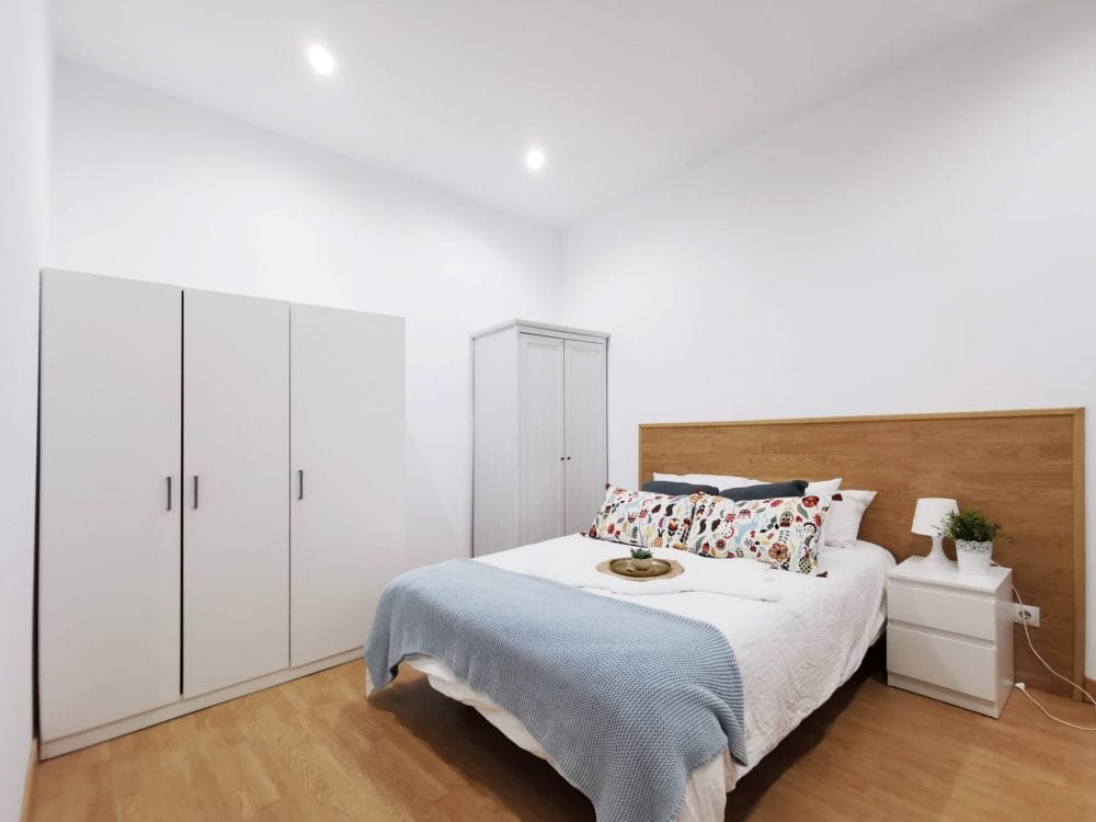 Spacious room in Bailén