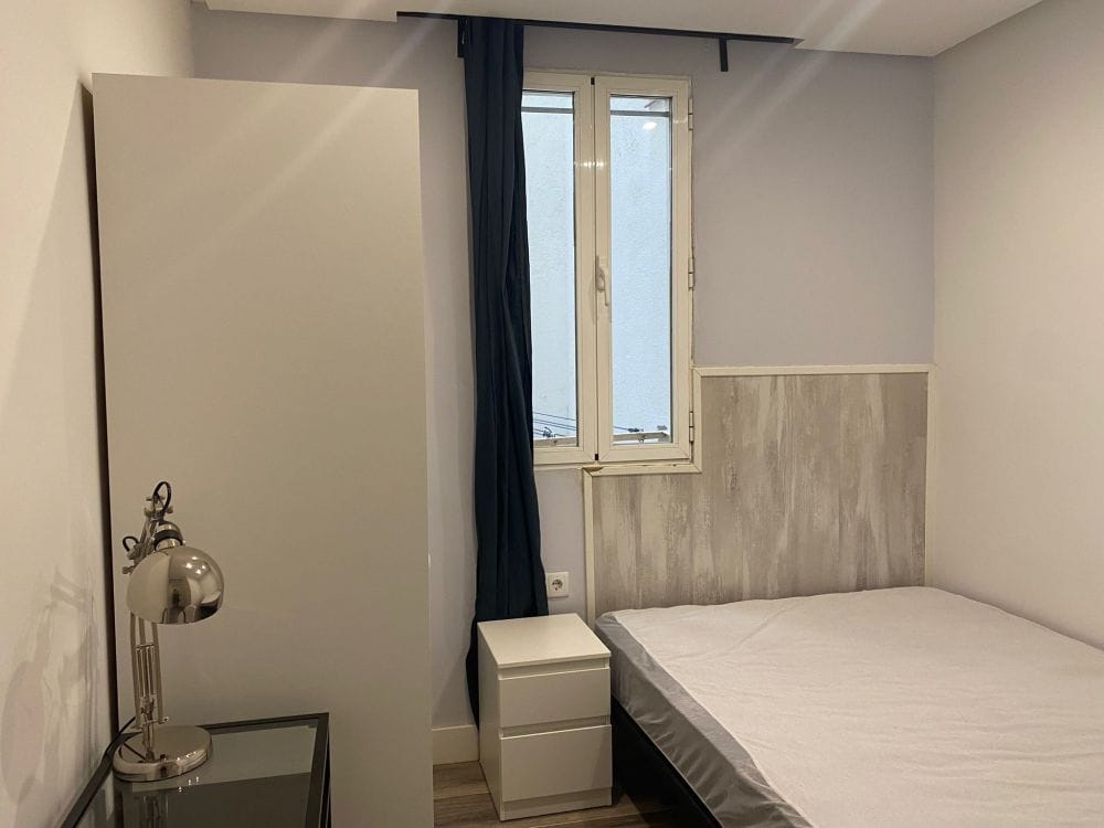 Warm double room in Retiro