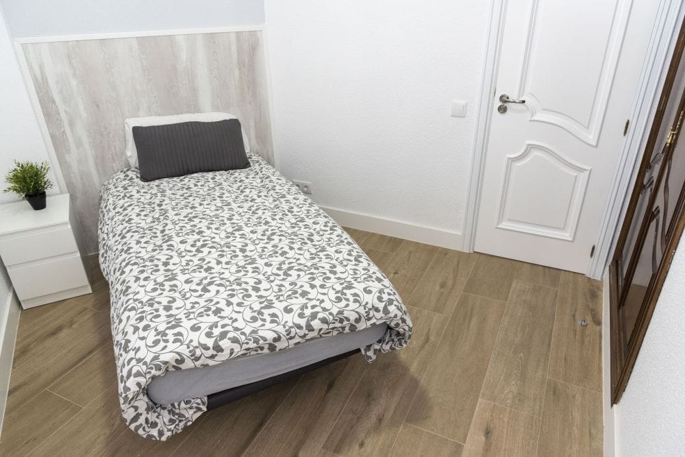 Cozy room in Paseo de los Pontones