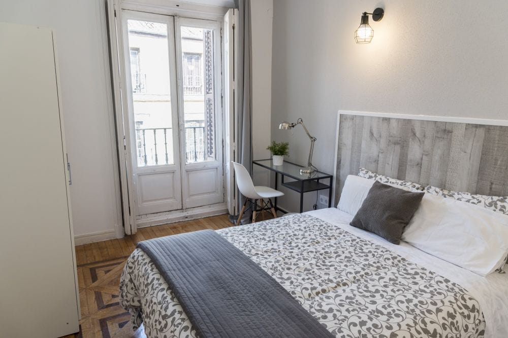 Lovely room in Conde de Romanones
