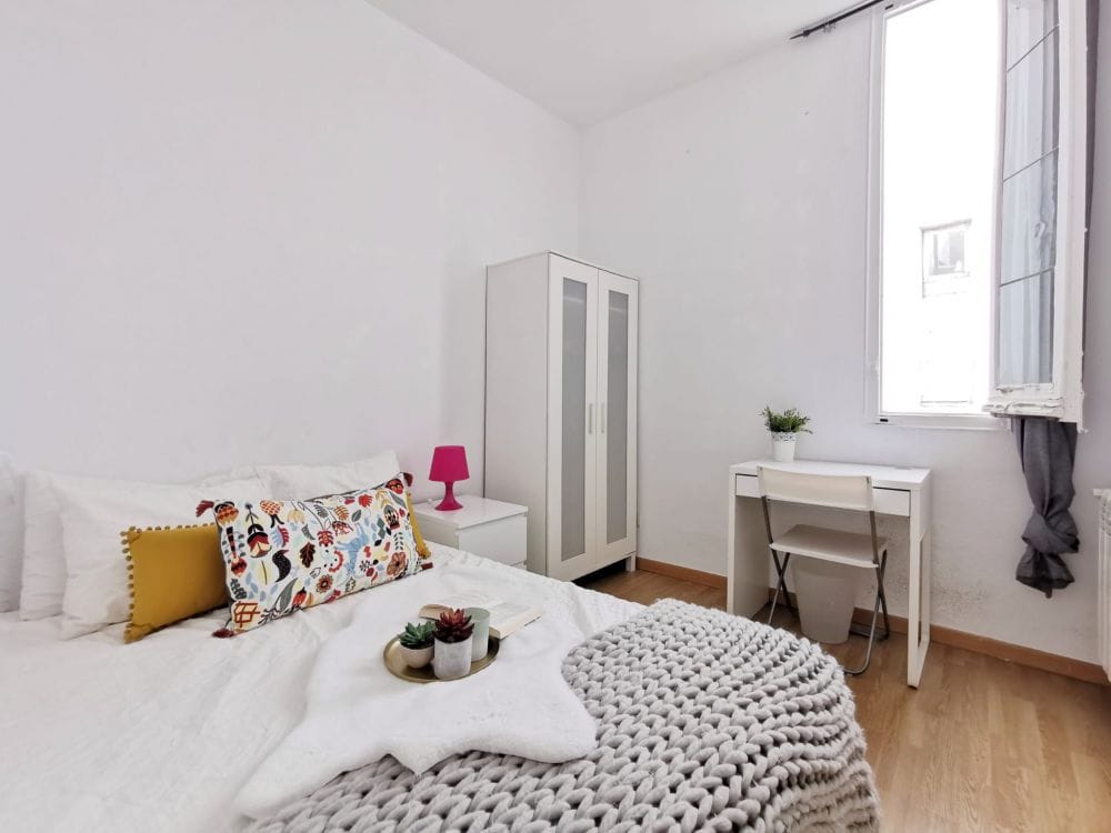 Nice room in Redondilla Street