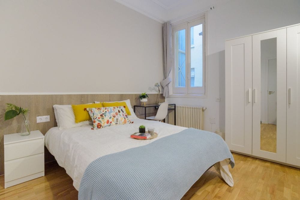 Double room in Valenzuela Street