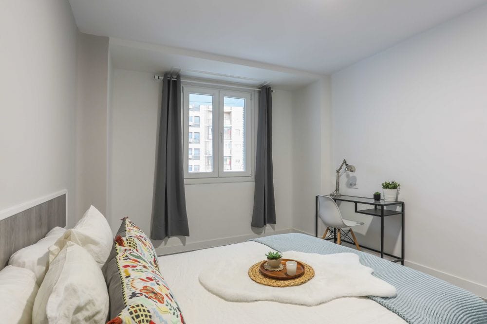 Impressive exterior room in calle del Ferrocarril