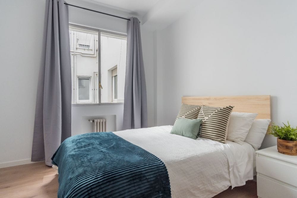 Cozy double room in calle Quintana