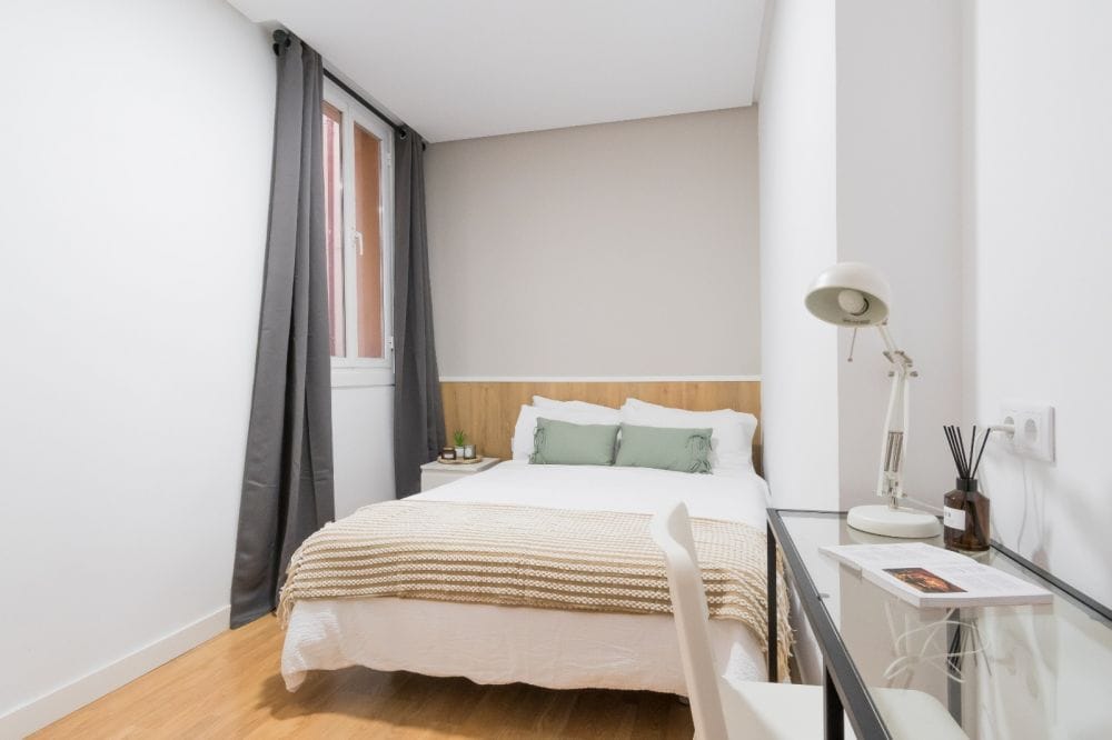 Single room in Alejandro González, Madrid