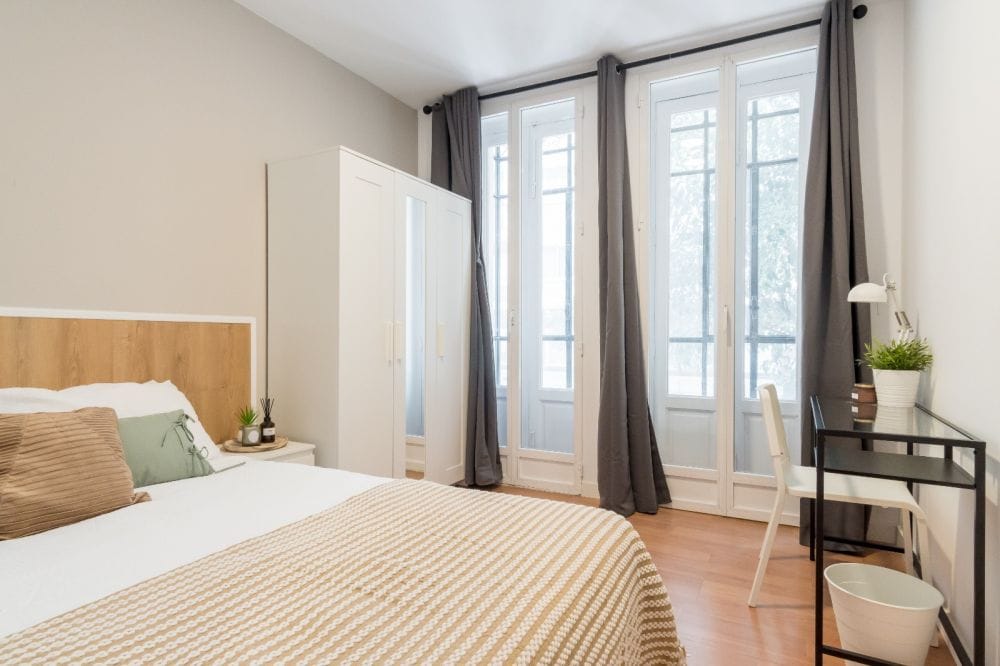 Room for students in Alejandro González, Madrid