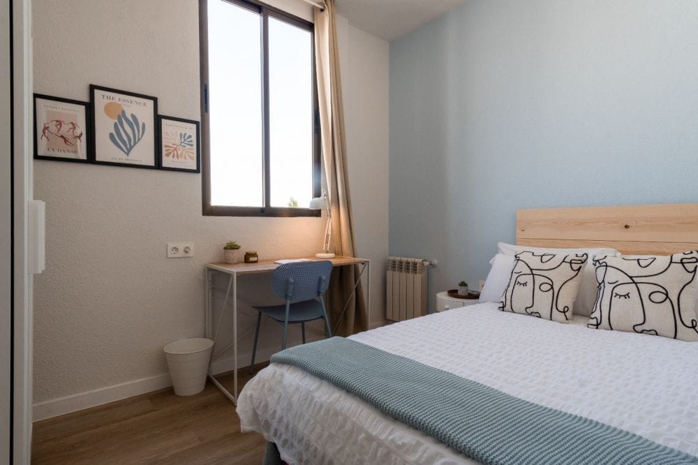 Modern double room in Alberto Aguilera