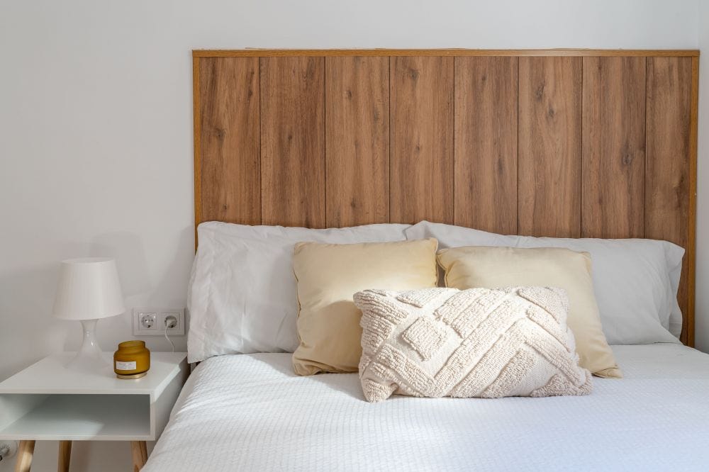 Bright room in Comillas.