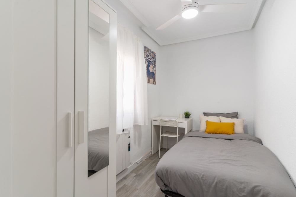 Cozy room in Fermin Donaire