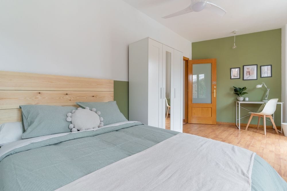 Spectacular double room in Cuatro Caminos