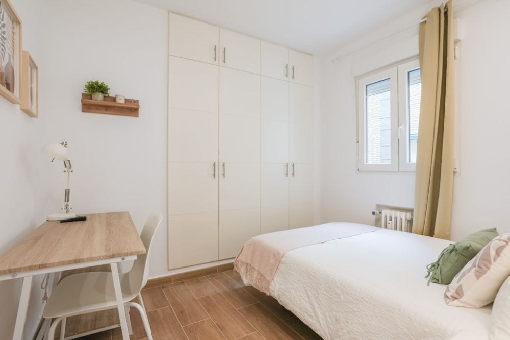 Comfortable room in Plaza España