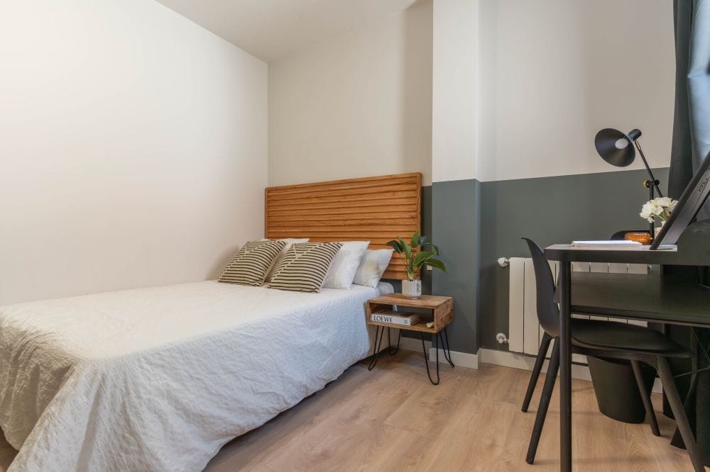 Renovated room on Bailén Street
