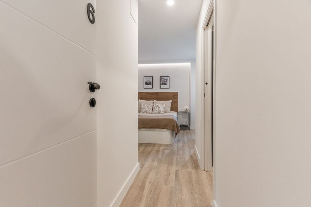 Spacious en-suite room in Madrid Río with air conditioning