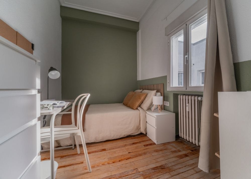 Bright room in Atocha