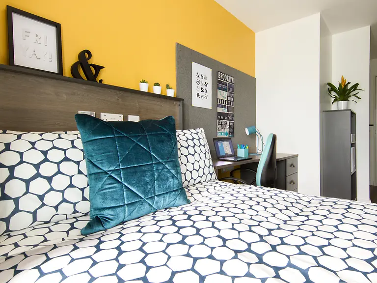 Premium Ensuite Unit 5