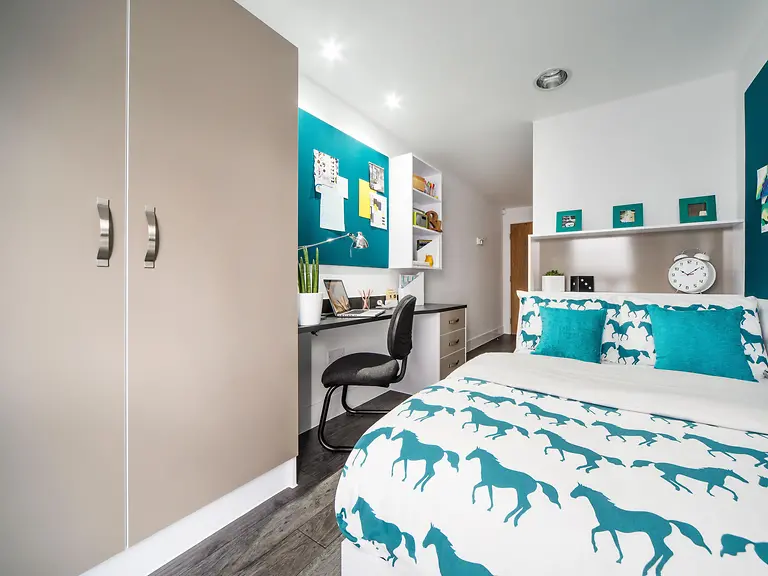 Premium Ensuite Unit 5