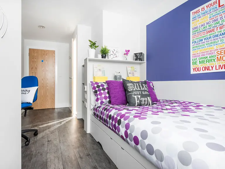 Classic Ensuite Unit 5