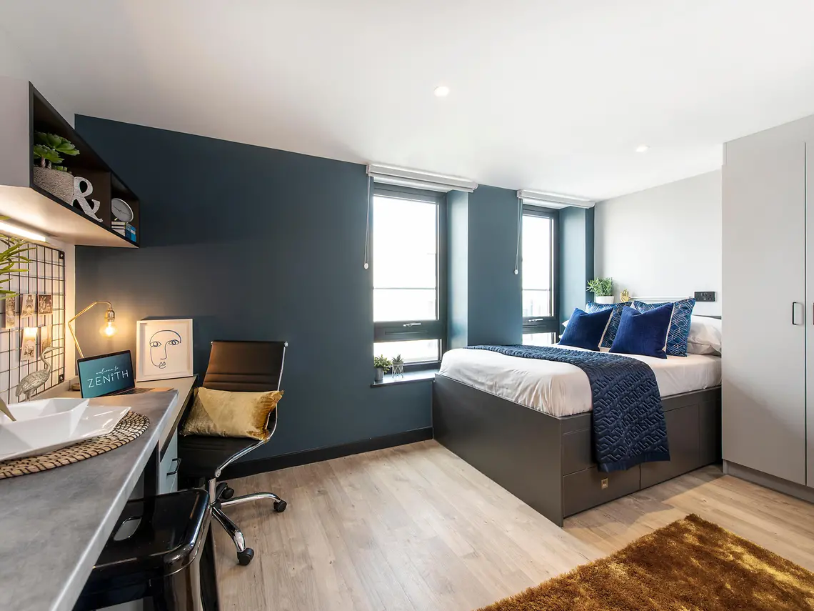 Ultra Premium Accessible Studio Unit 5