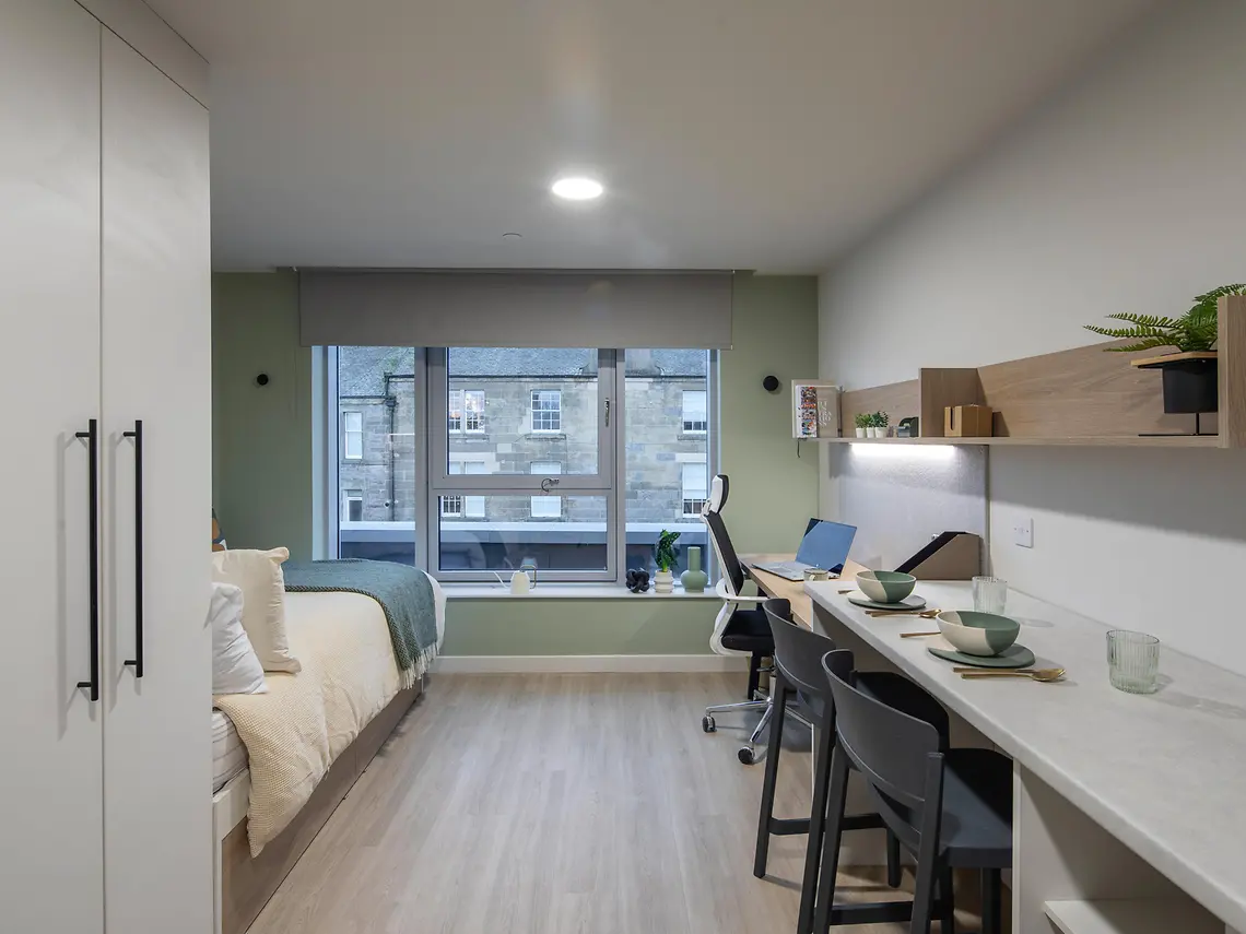 Superior Plus Studio Unit 5
