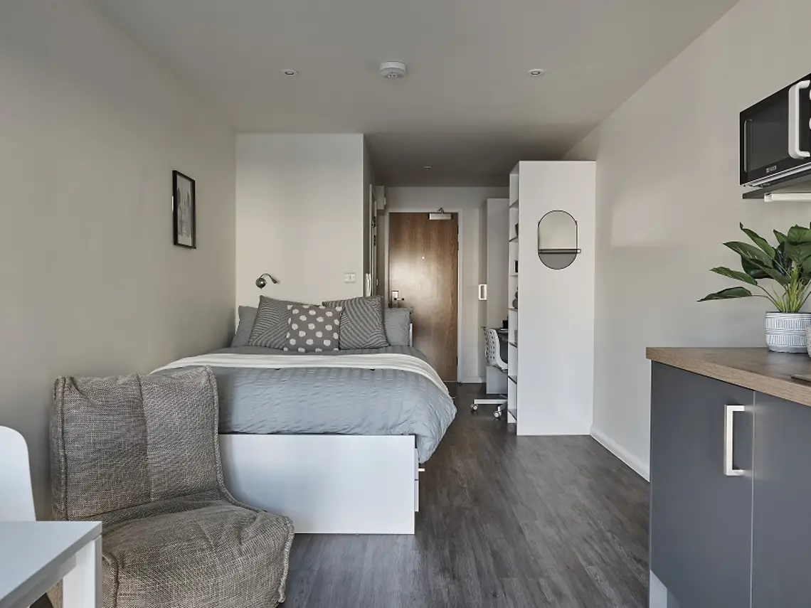 Superior Studio - Courtyard View Unit 5