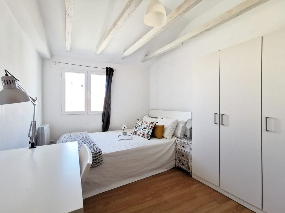 Beautiful individual room in Santa Catalina