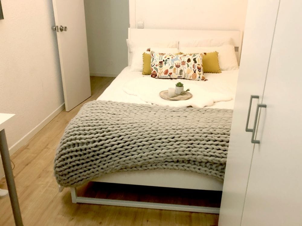 Lovely room in Santa Catalina street