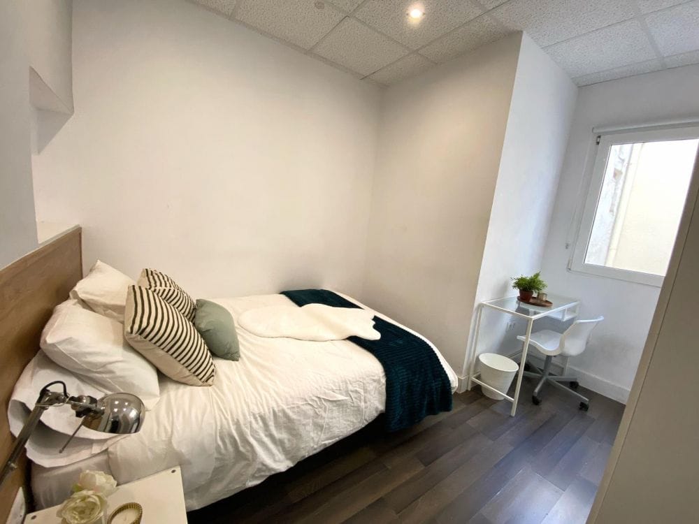 Cozy room in Puerta del Sol