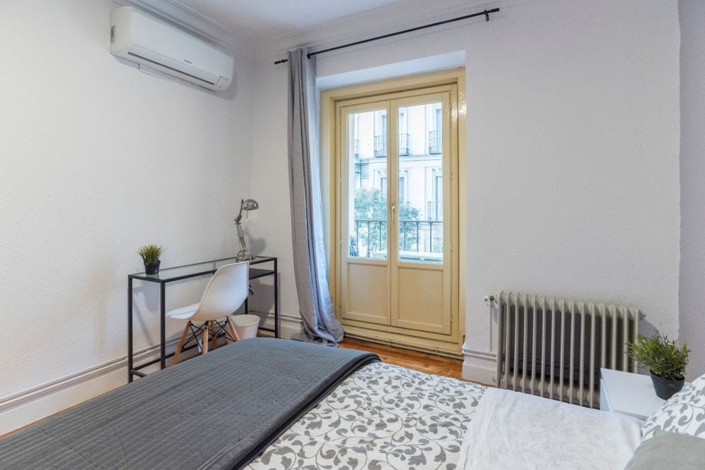 Bright room in Chueca