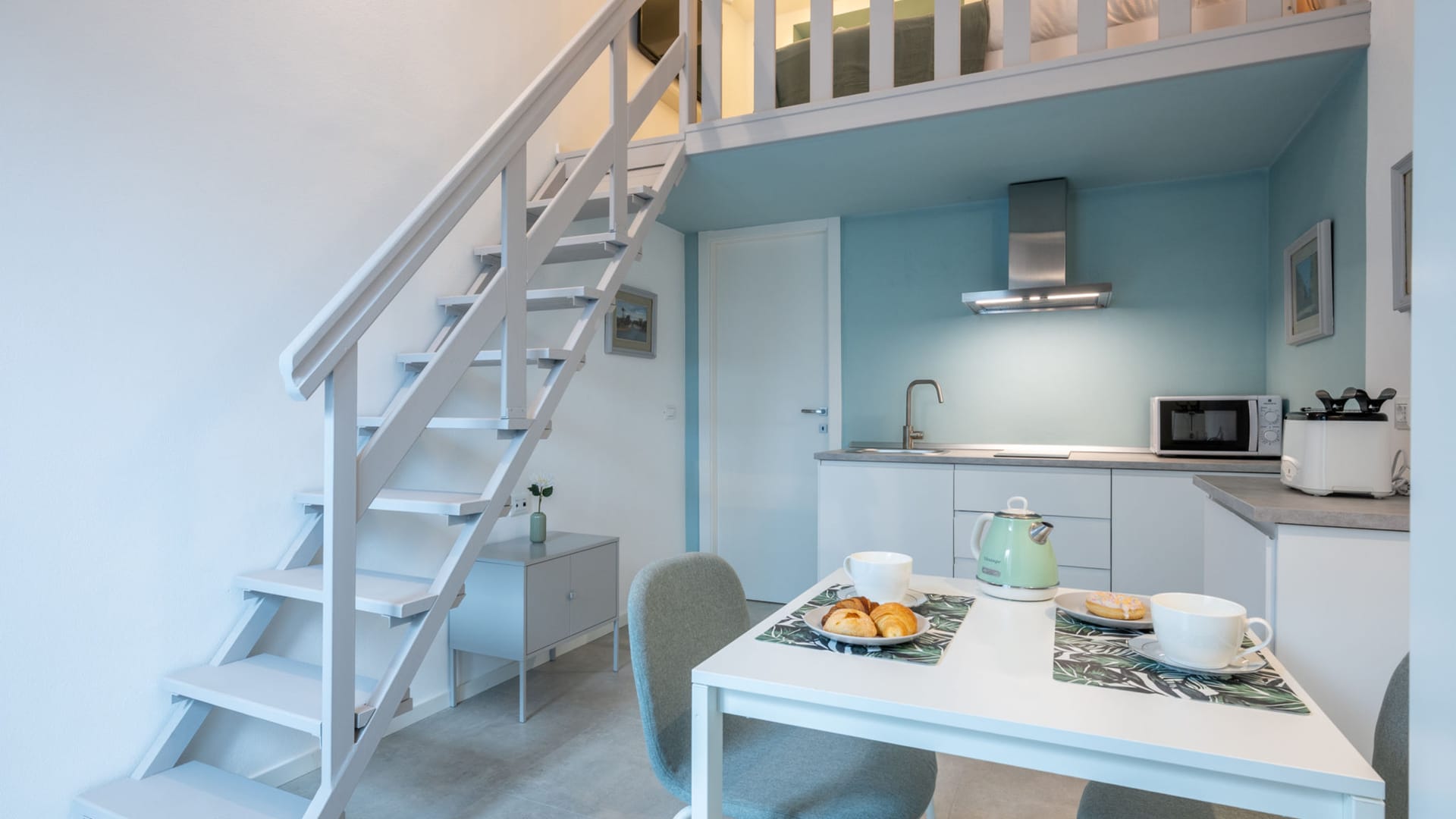 Alisea Tiny House by Pleiades Home