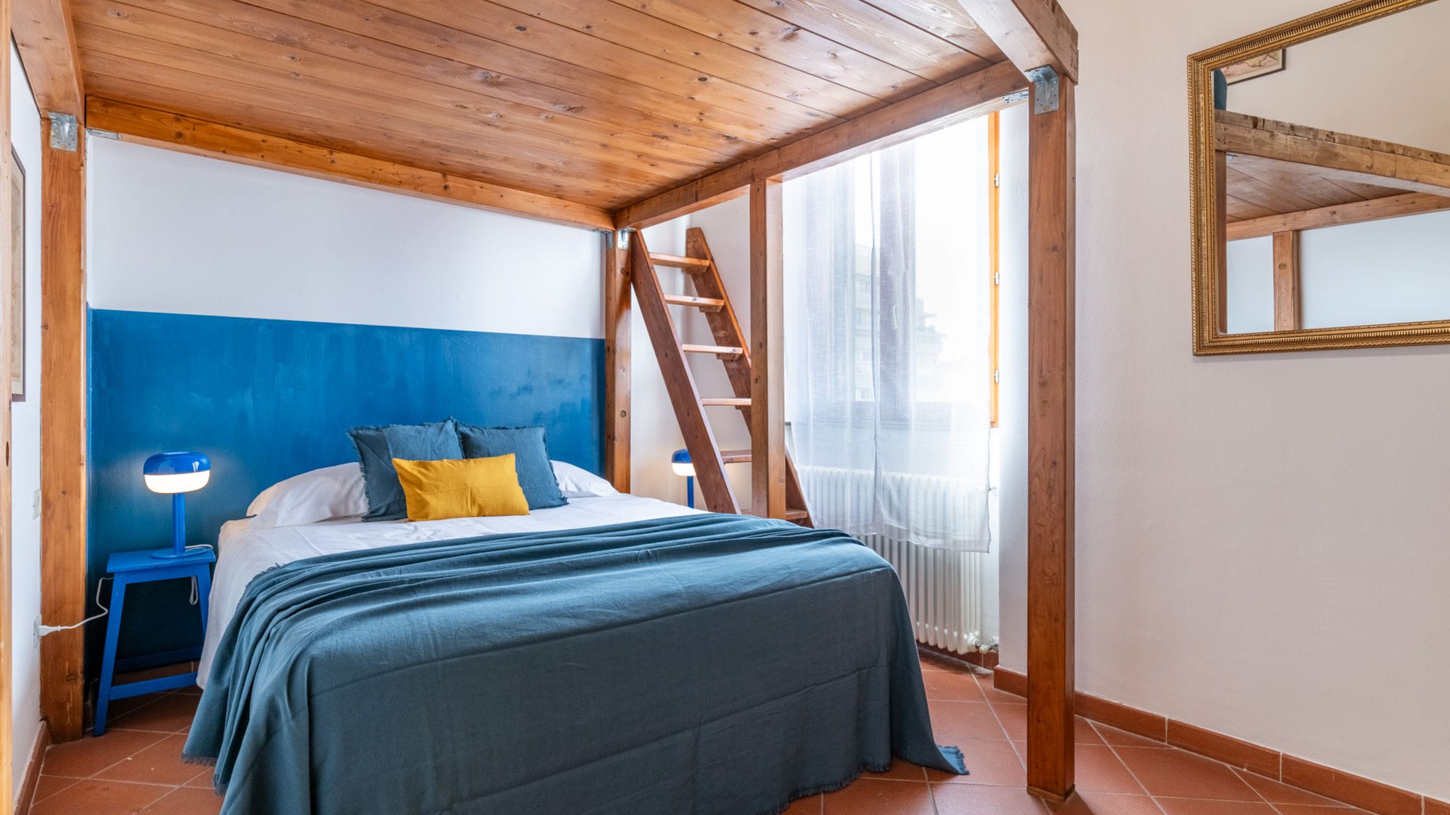 Travel Meditation House by Pleiades Home