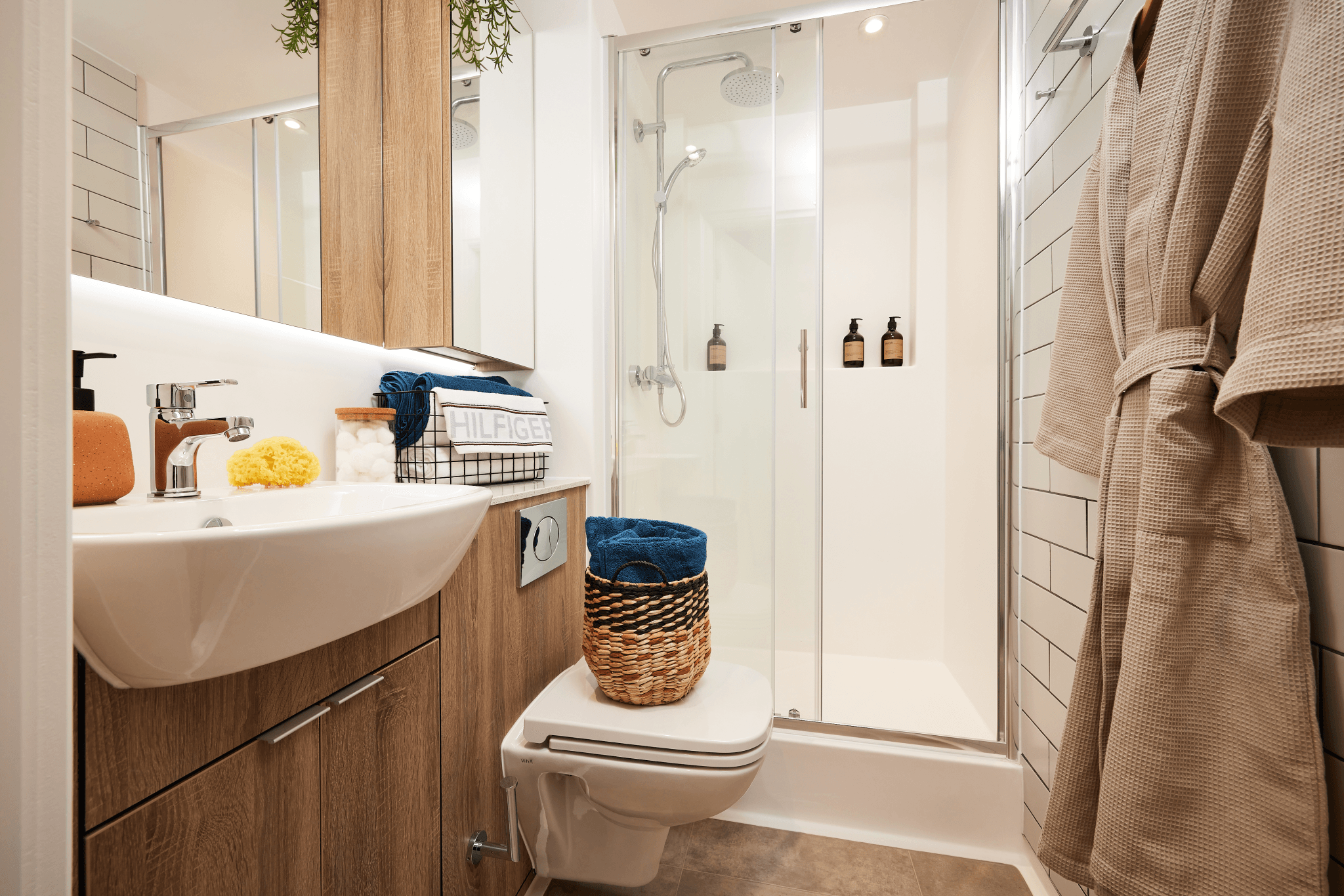 CP-A402 — Premium (2026 / 27)