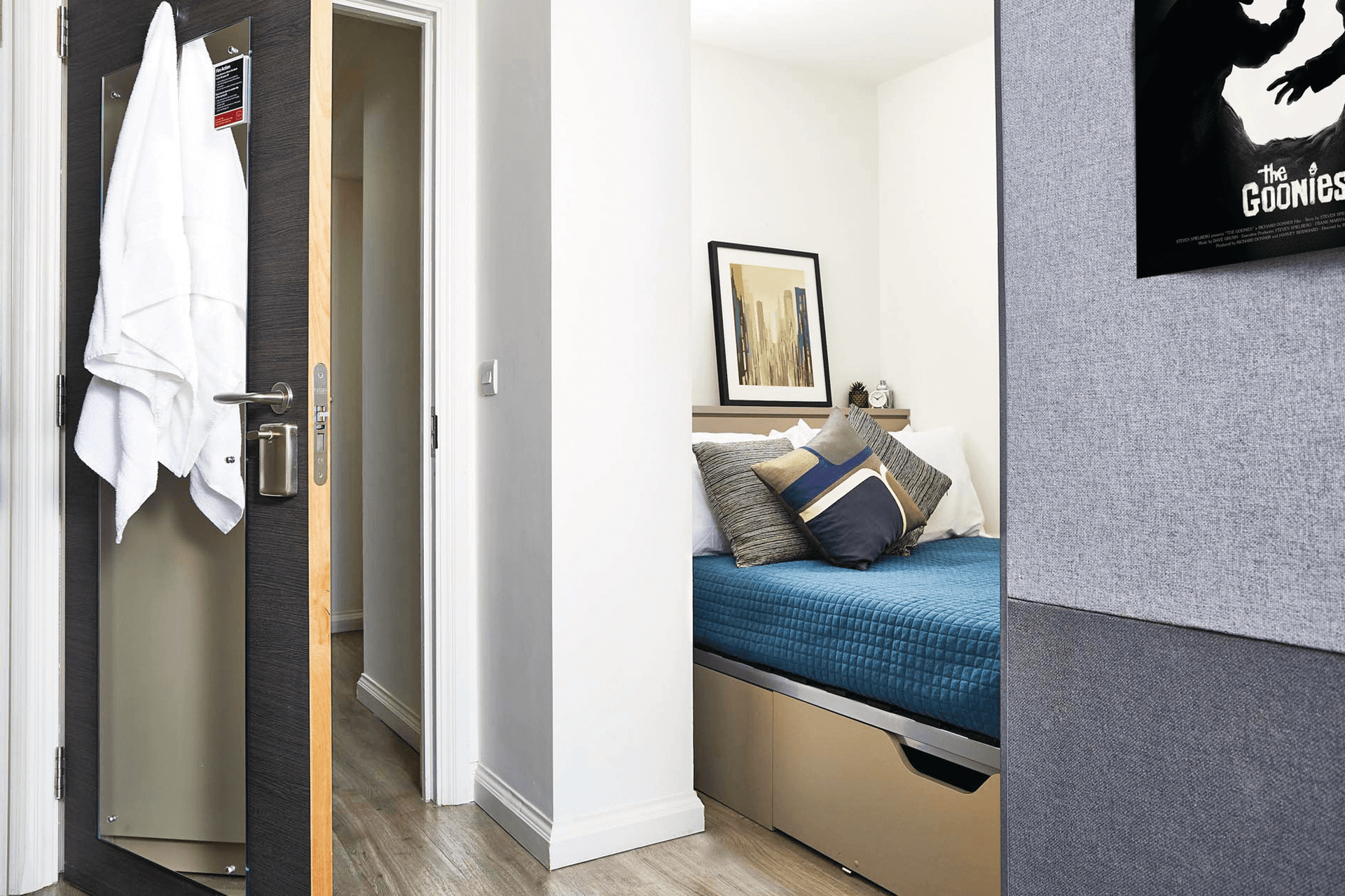 TH-530 — Two Bedroom (2026 / 27)