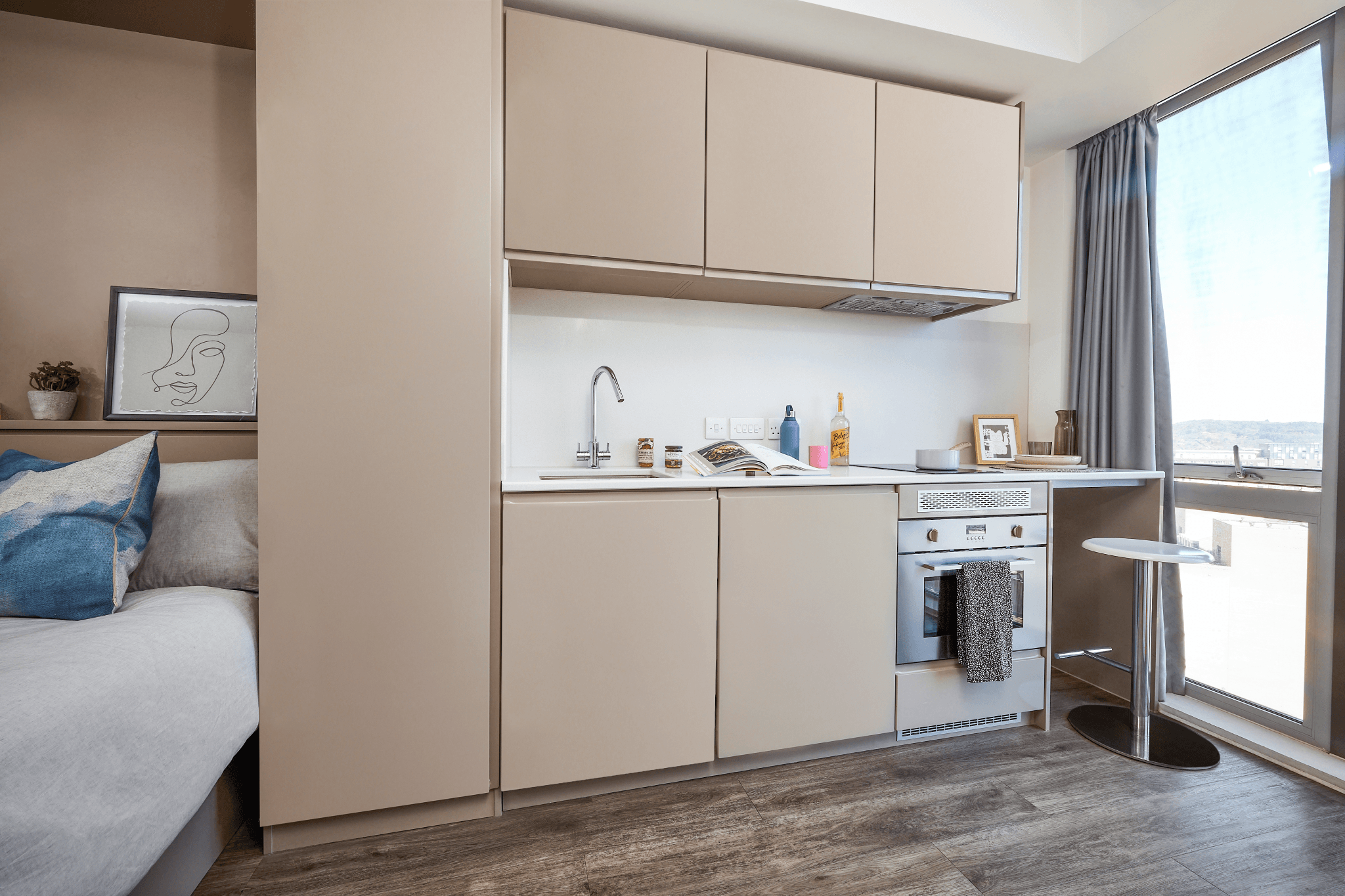 TH-1417 — Premium (2026 / 27)