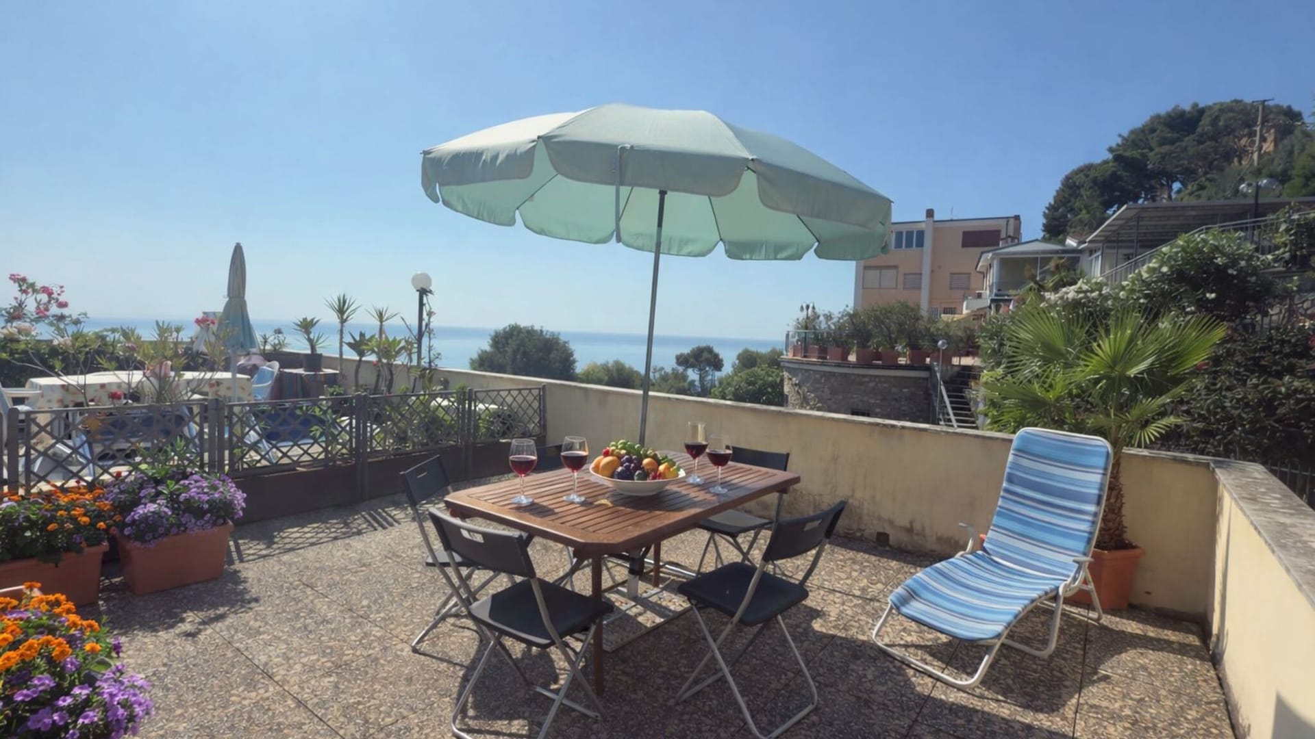 Il Marinaio con posto Auto e Terrazza Vista Mare